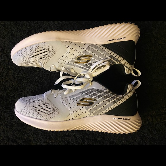 Skechers Mens Ultra Light Size 12 sneaker. Excellent condition work once - Picture 2 of 3